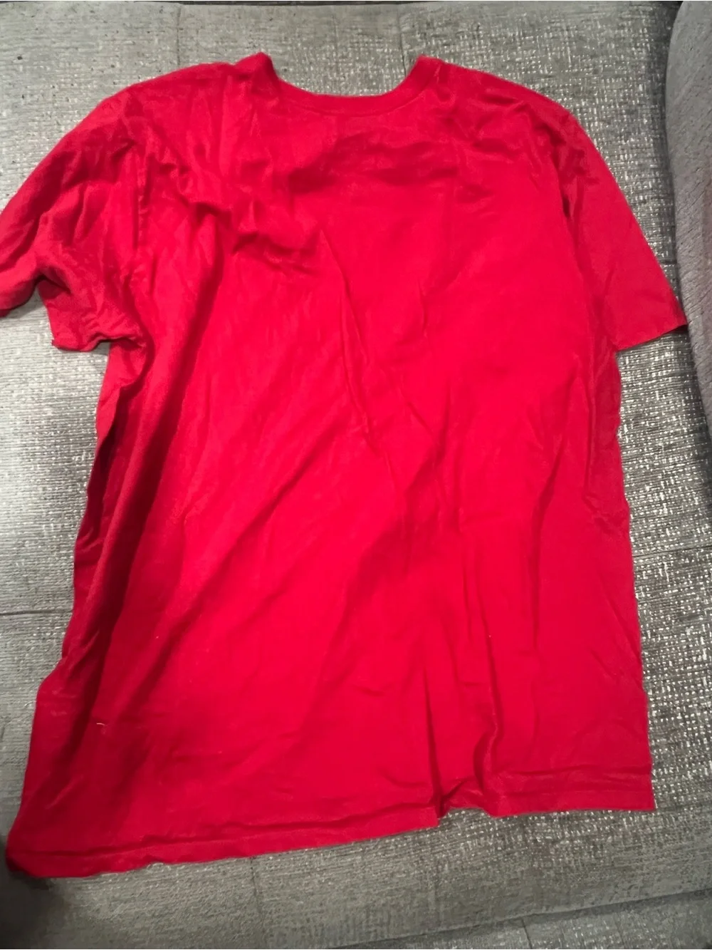 Nike Men’s Red Short Sleeve Tee with Black 'NIKE' Logo. K29